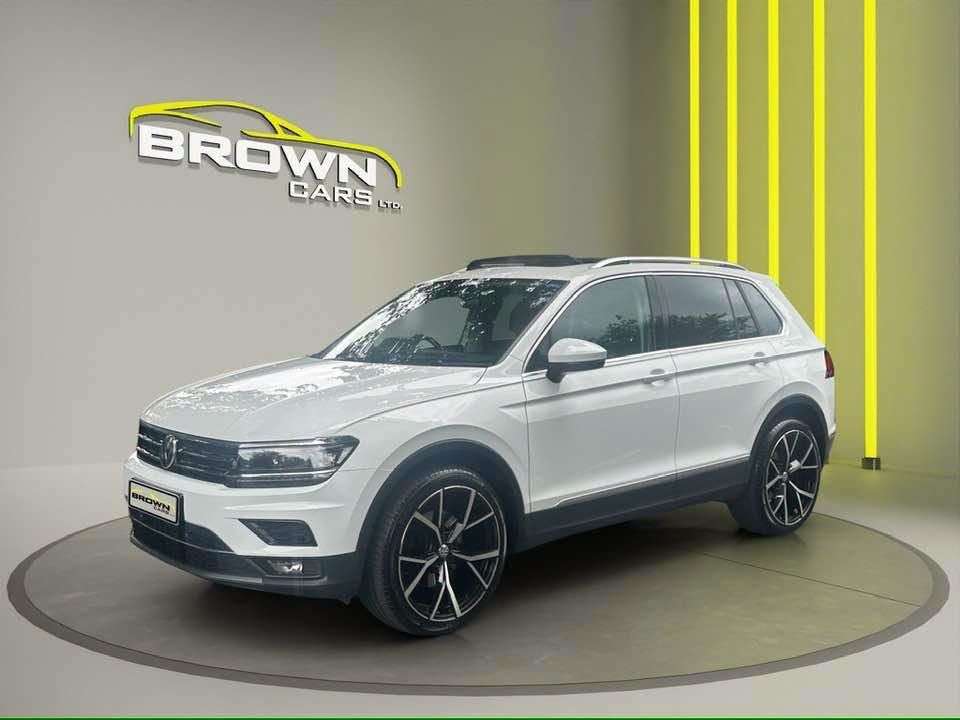 A 2020 VOLKSWAGEN TIGUAN 2.0 TDI SEL SUV 5dr Diesel DSG 4Motion Euro 6 (s/s) (190 ps) A 2020 VOLKSWAGEN TIGUAN 2.0 TDI SEL SUV 5dr Diesel DSG 4Motion Euro 6 (s/s) (190 ps)