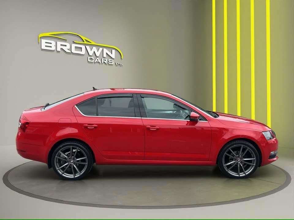 A 2017 SKODA OCTAVIA 2.0 TDI SE Technology Hatchback 5dr Diesel Manual Euro 6 (s/s) (150 ps) A 2017 SKODA OCTAVIA 2.0 TDI SE Technology Hatchback 5dr Diesel Manual Euro 6 (s/s) (150 ps)