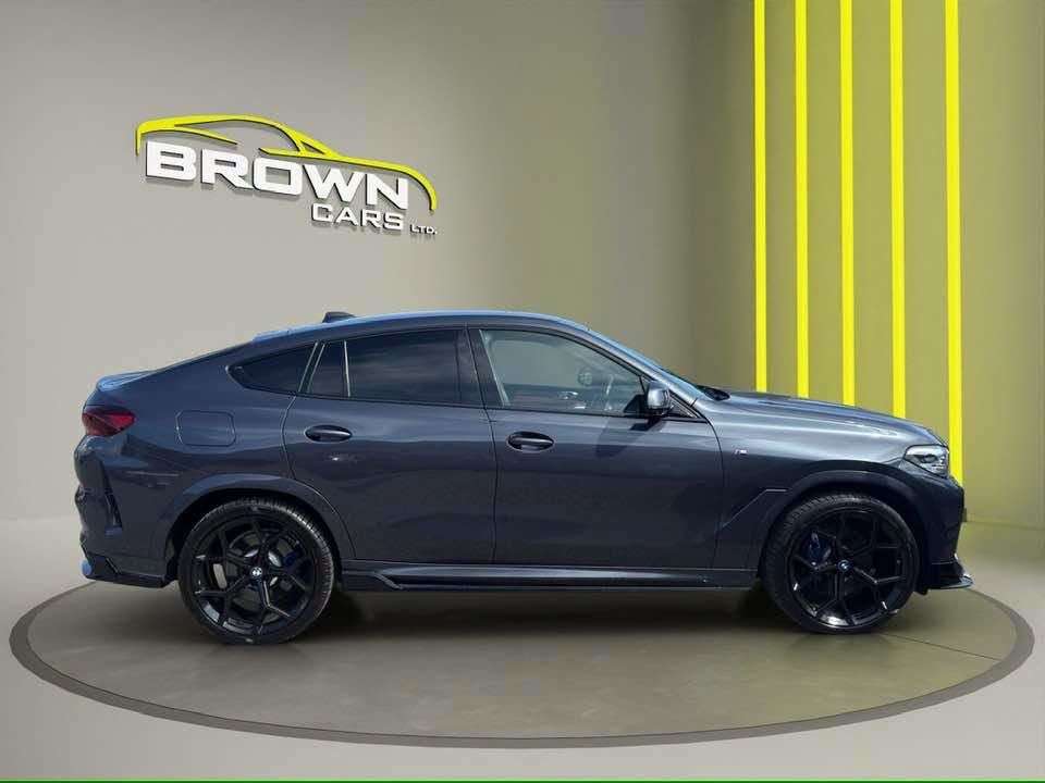A 2021 BMW X6 3.0 30d MHT M Sport SUV 5dr Diesel Hybrid Auto xDrive Euro 6 (s/s) (286 ps) A 2021 BMW X6 3.0 30d MHT M Sport SUV 5dr Diesel Hybrid Auto xDrive Euro 6 (s/s) (286 ps)