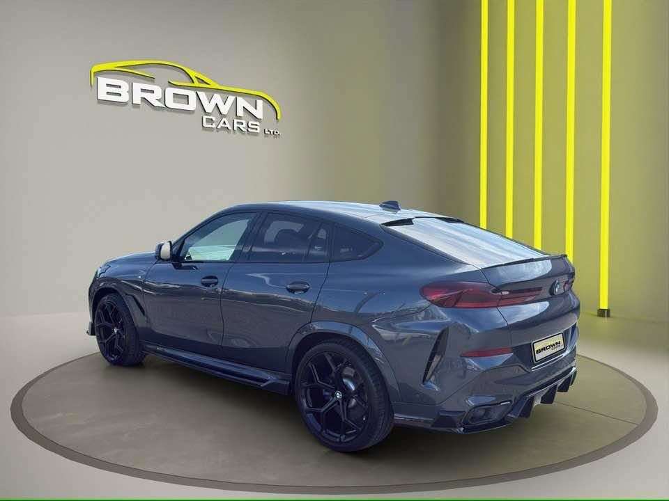 2021 BMW X6 2021 BMW X6