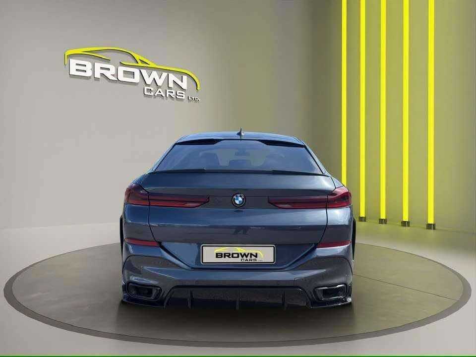 2021 BMW X6 2021 BMW X6