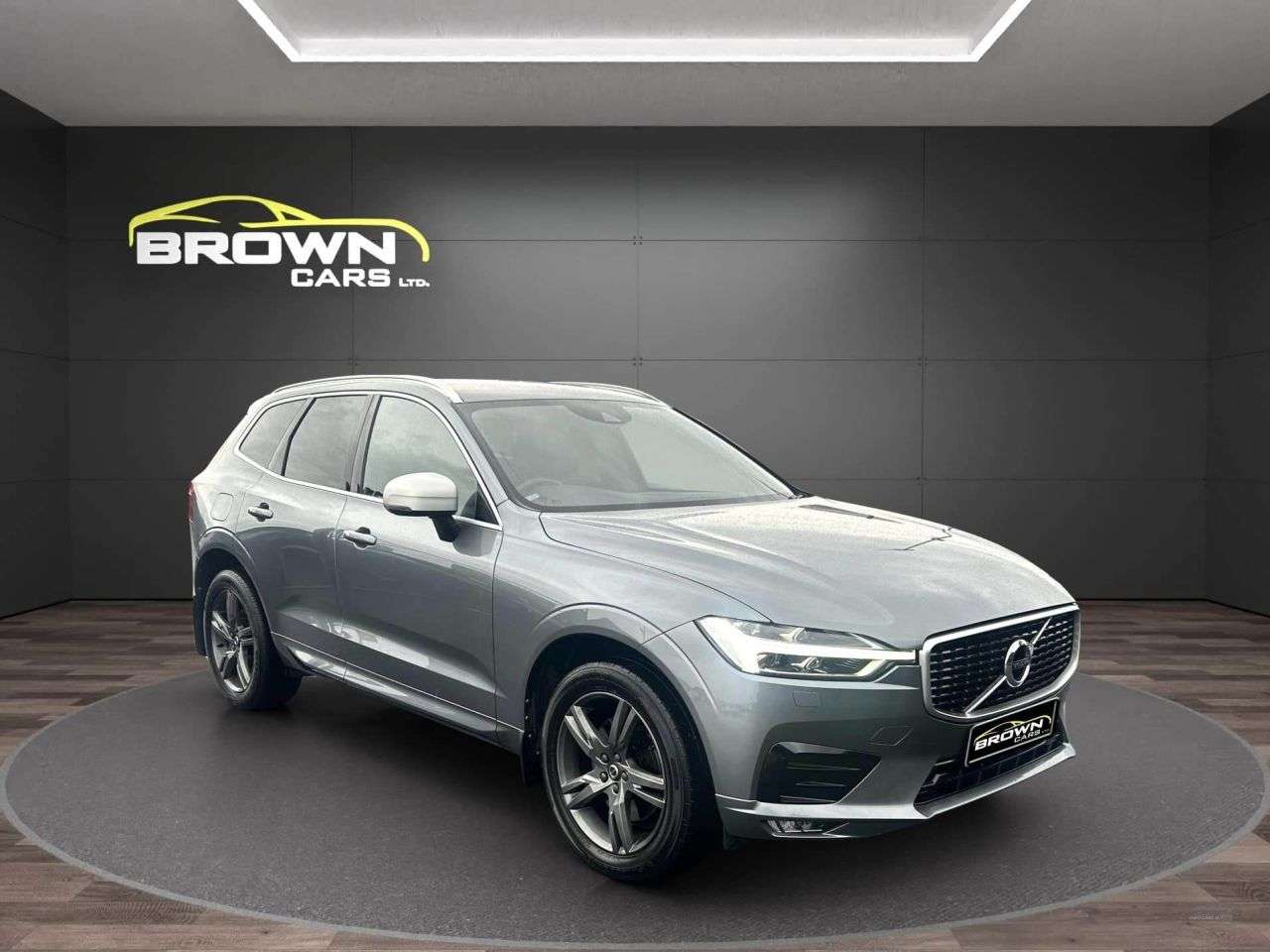 A 2017 VOLVO XC60 2.0 D4 R-Design SUV 5dr Diesel Auto AWD Euro 6 (s/s) (190 ps) A 2017 VOLVO XC60 2.0 D4 R-Design SUV 5dr Diesel Auto AWD Euro 6 (s/s) (190 ps)