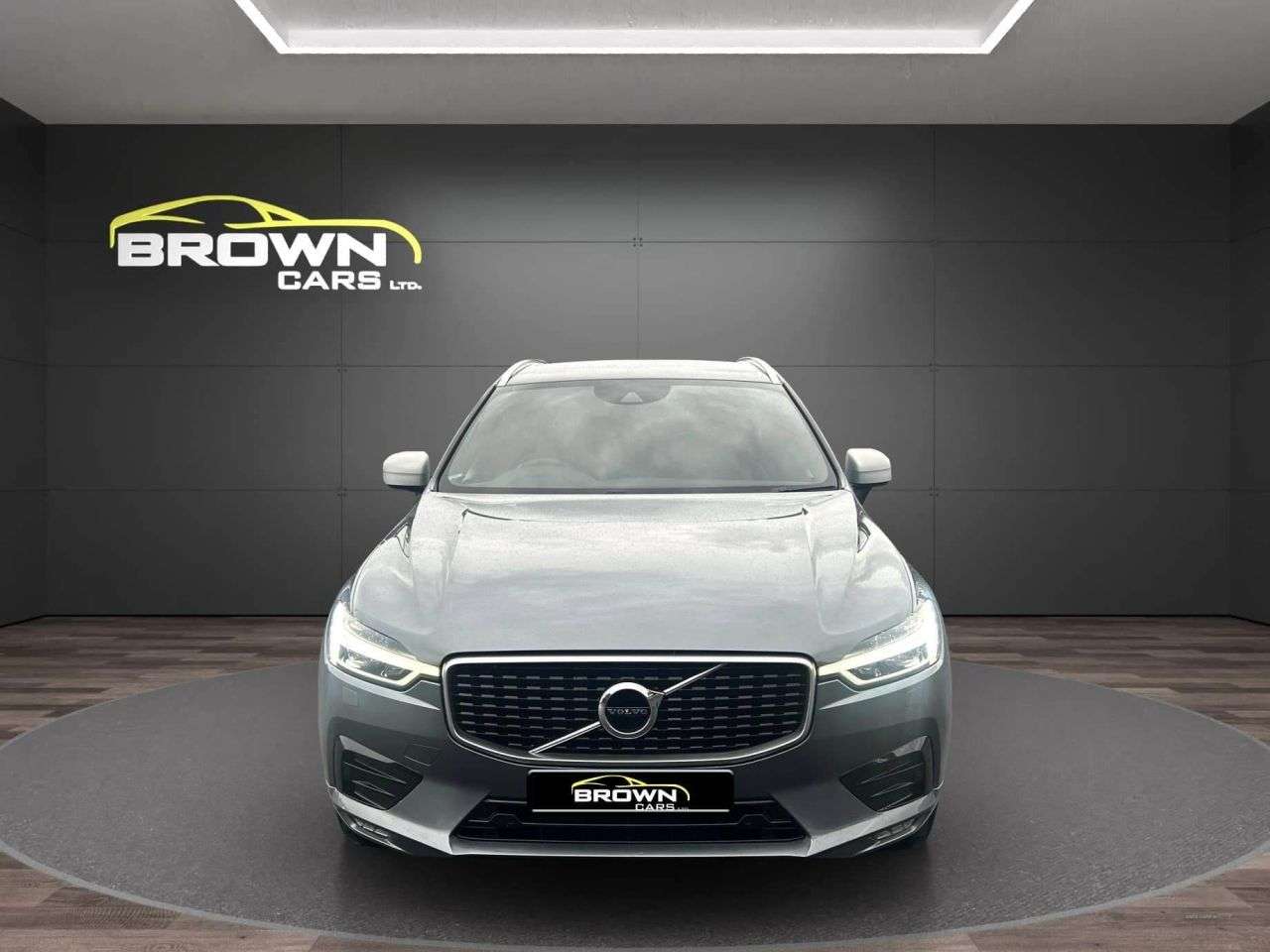 A 2017 VOLVO XC60 2.0 D4 R-Design SUV 5dr Diesel Auto AWD Euro 6 (s/s) (190 ps) A 2017 VOLVO XC60 2.0 D4 R-Design SUV 5dr Diesel Auto AWD Euro 6 (s/s) (190 ps)