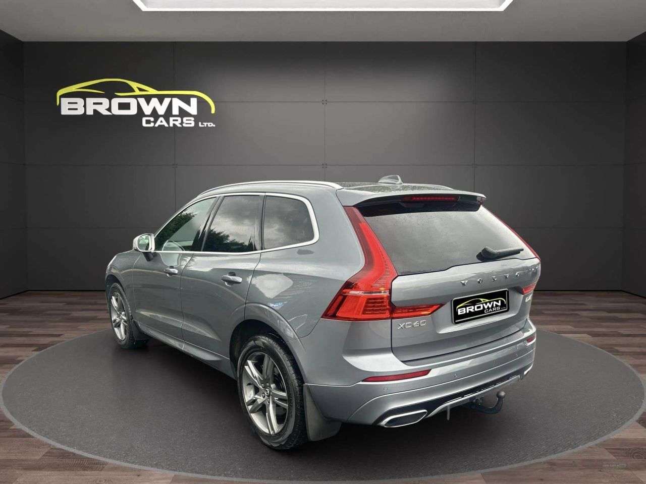 2017 VOLVO XC60 2017 VOLVO XC60