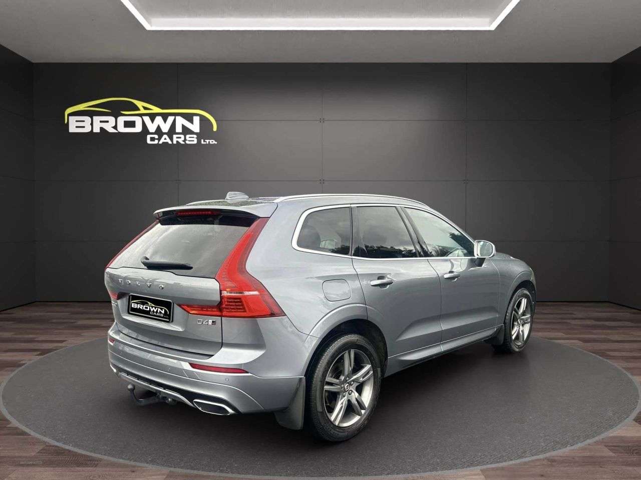 2017 VOLVO XC60 2017 VOLVO XC60