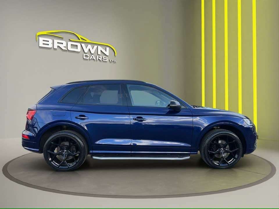 A 2020 AUDI Q5 2.0 TDI 40 Black Edition SUV 5dr Diesel S Tronic quattro Euro 6 (s/s) (190 A 2020 AUDI Q5 2.0 TDI 40 Black Edition SUV 5dr Diesel S Tronic quattro Euro 6 (s/s) (190