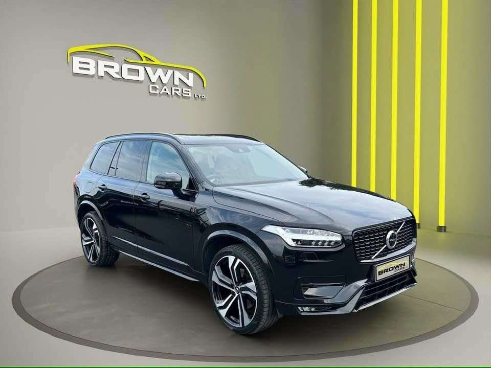 A 2022 VOLVO XC90 2.0 B5 MHEV R-Design SUV 5dr Diesel Hybrid Auto 4WD Euro 6 (s/s) (235 ps) A 2022 VOLVO XC90 2.0 B5 MHEV R-Design SUV 5dr Diesel Hybrid Auto 4WD Euro 6 (s/s) (235 ps)