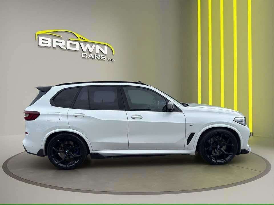 A 2020 BMW X5 3.0 30d M Sport SUV 5dr Diesel Auto xDrive Euro 6 (s/s) (265 ps) A 2020 BMW X5 3.0 30d M Sport SUV 5dr Diesel Auto xDrive Euro 6 (s/s) (265 ps)