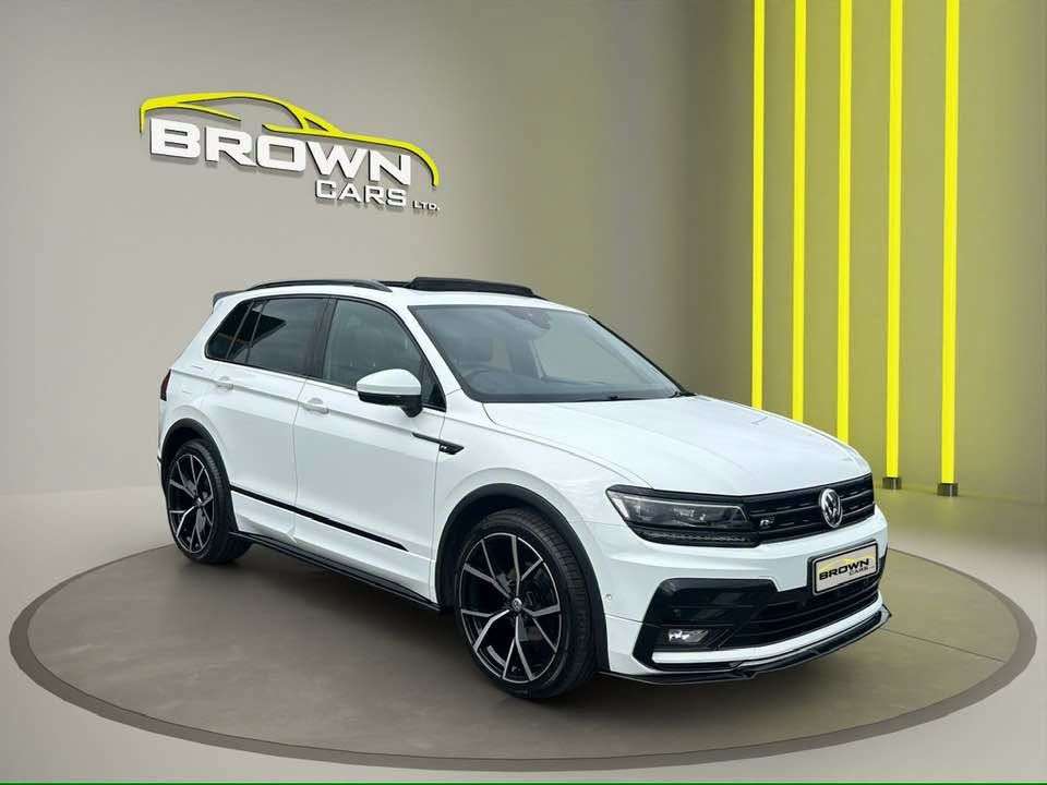A 2020 VOLKSWAGEN TIGUAN 2.0 TDI R-Line Tech SUV 5dr Diesel Manual Euro 6 (s/s) (150 ps) A 2020 VOLKSWAGEN TIGUAN 2.0 TDI R-Line Tech SUV 5dr Diesel Manual Euro 6 (s/s) (150 ps)
