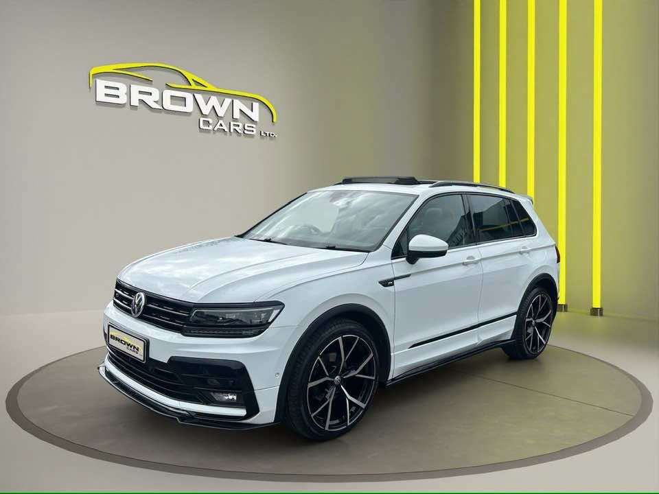A 2020 VOLKSWAGEN TIGUAN 2.0 TDI R-Line Tech SUV 5dr Diesel Manual Euro 6 (s/s) (150 ps) A 2020 VOLKSWAGEN TIGUAN 2.0 TDI R-Line Tech SUV 5dr Diesel Manual Euro 6 (s/s) (150 ps)