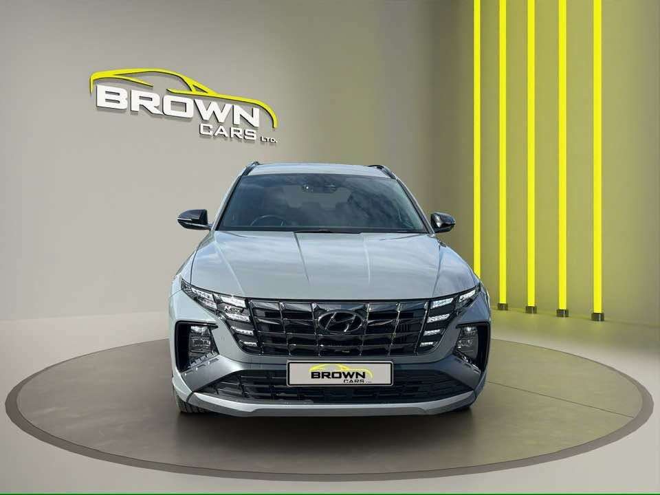 A 2022 HYUNDAI TUCSON 1.6 h T-GDi N Line SUV 5dr Petrol Hybrid Auto Euro 6 (s/s) (230 ps) A 2022 HYUNDAI TUCSON 1.6 h T-GDi N Line SUV 5dr Petrol Hybrid Auto Euro 6 (s/s) (230 ps)