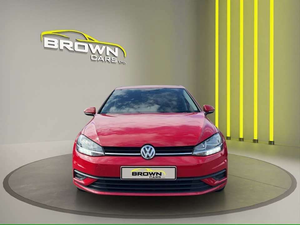A 2020 VOLKSWAGEN GOLF 1.6 TDI S Hatchback 5dr Diesel Manual Euro 6 (s/s) (115 ps) A 2020 VOLKSWAGEN GOLF 1.6 TDI S Hatchback 5dr Diesel Manual Euro 6 (s/s) (115 ps)