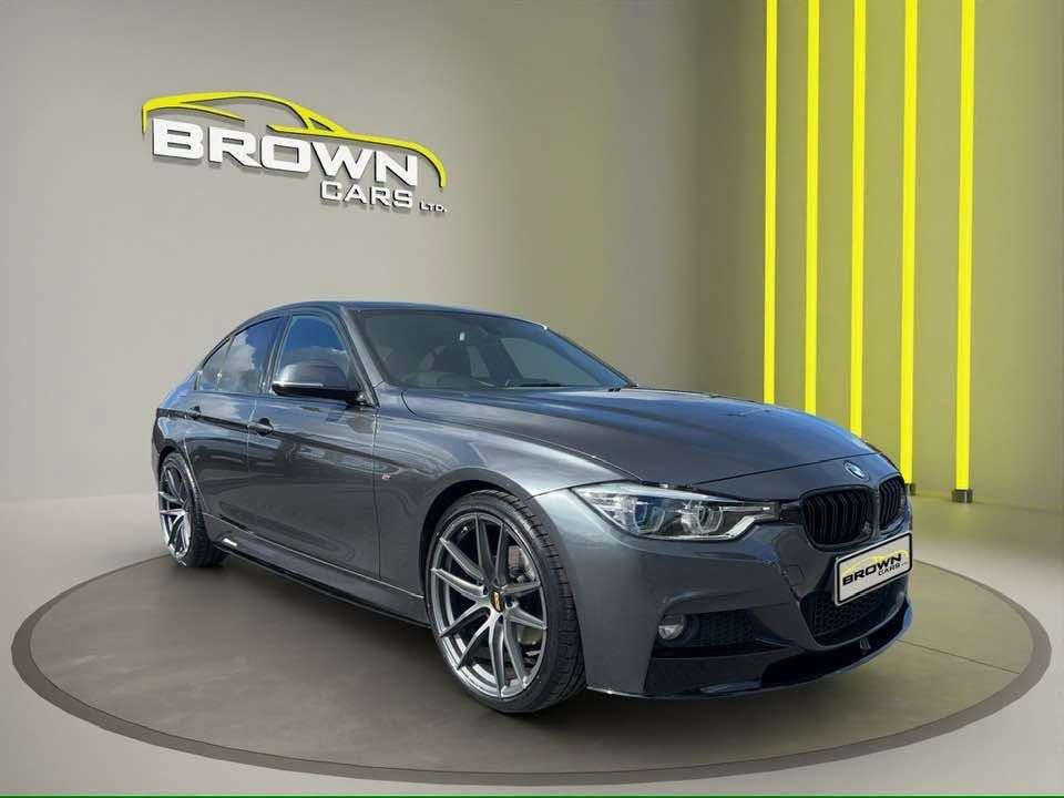 A 2017 BMW 3 SERIES 2.0 320d M Sport Saloon 4dr Diesel Manual Euro 6 (s/s) (190 ps) A 2017 BMW 3 SERIES 2.0 320d M Sport Saloon 4dr Diesel Manual Euro 6 (s/s) (190 ps)