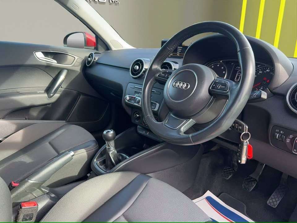 2016 AUDI A1 2016 AUDI A1