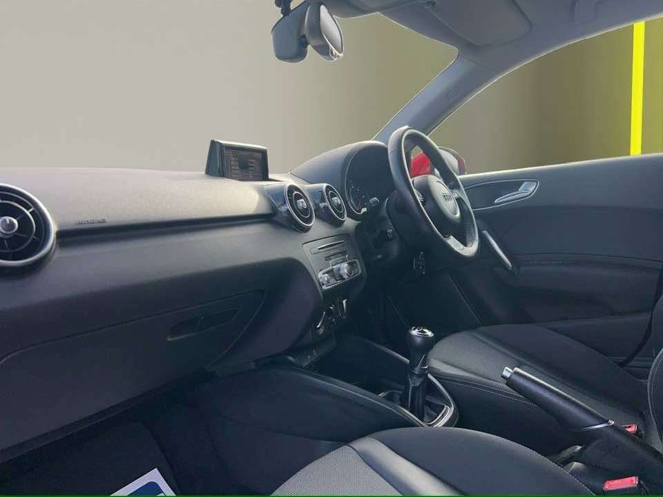2016 AUDI A1 2016 AUDI A1