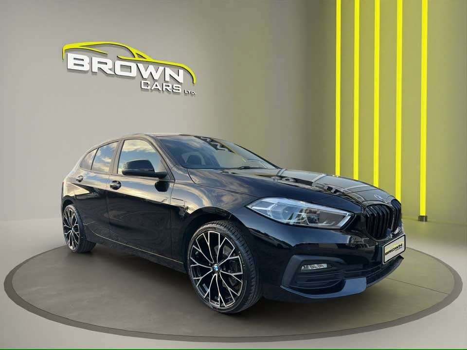 A 2020 BMW 1 SERIES 1.5 116d SE Hatchback 5dr Diesel Manual Euro 6 (s/s) (116 ps) A 2020 BMW 1 SERIES 1.5 116d SE Hatchback 5dr Diesel Manual Euro 6 (s/s) (116 ps)