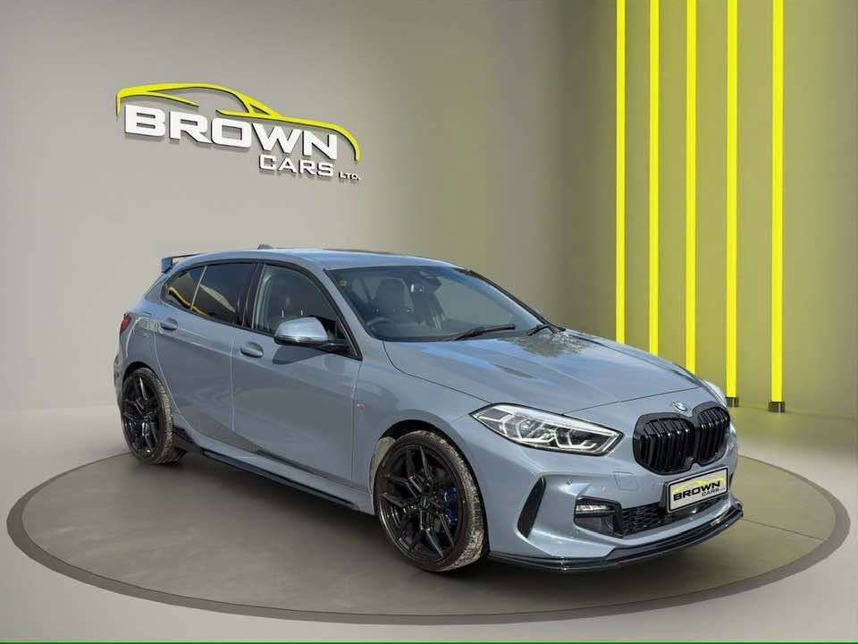 A 2021 BMW 1 SERIES 1.5 116d M Sport Hatchback 5dr Diesel Manual Euro 6 (s/s) (116 ps) A 2021 BMW 1 SERIES 1.5 116d M Sport Hatchback 5dr Diesel Manual Euro 6 (s/s) (116 ps)
