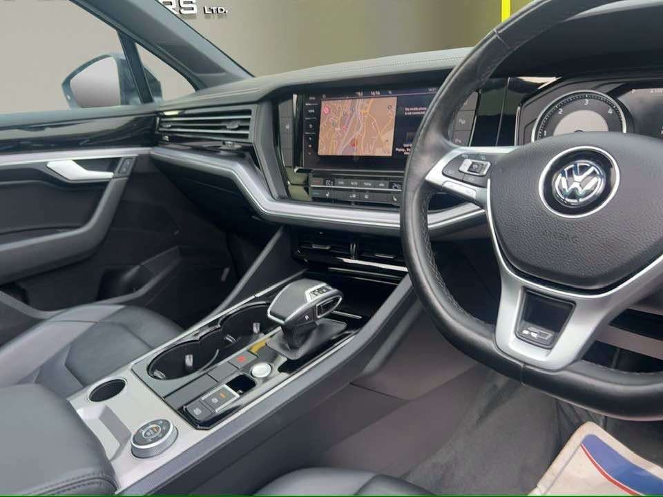 2019 VOLKSWAGEN TOUAREG 2019 VOLKSWAGEN TOUAREG