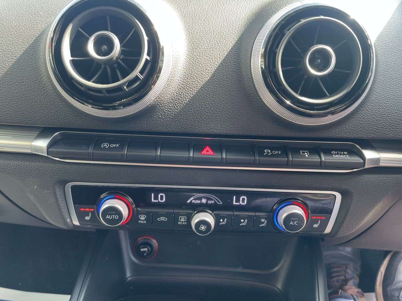 2015 AUDI A3 2015 AUDI A3