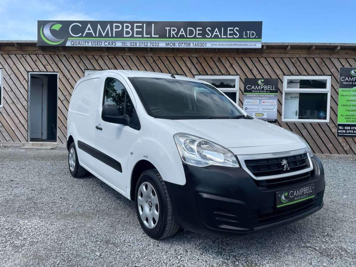 Check out this Peugeot Partner 2018 Diesel Manual