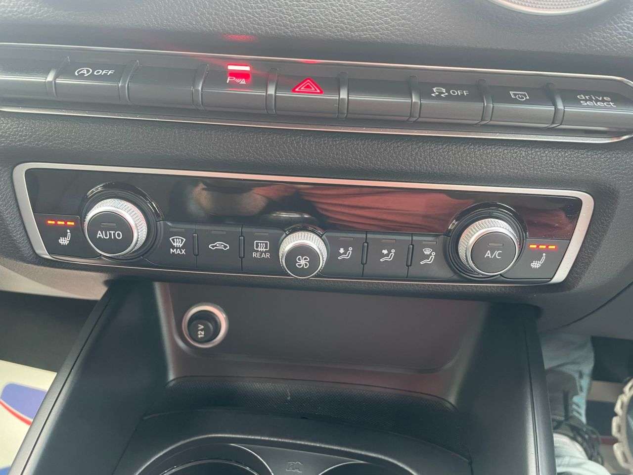 2017 AUDI A3 2017 AUDI A3