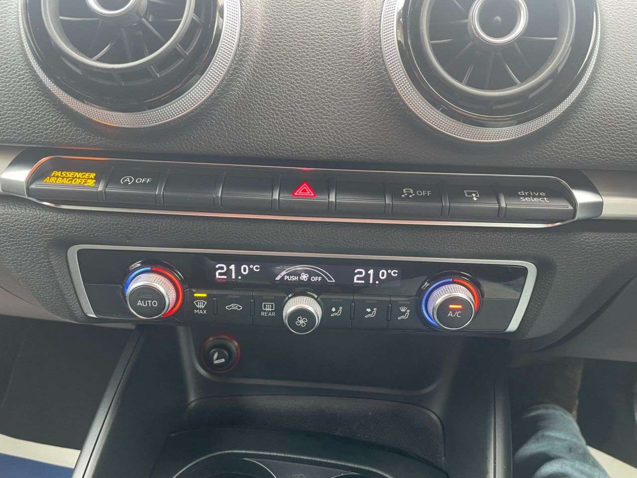 2015 AUDI A3 2015 AUDI A3