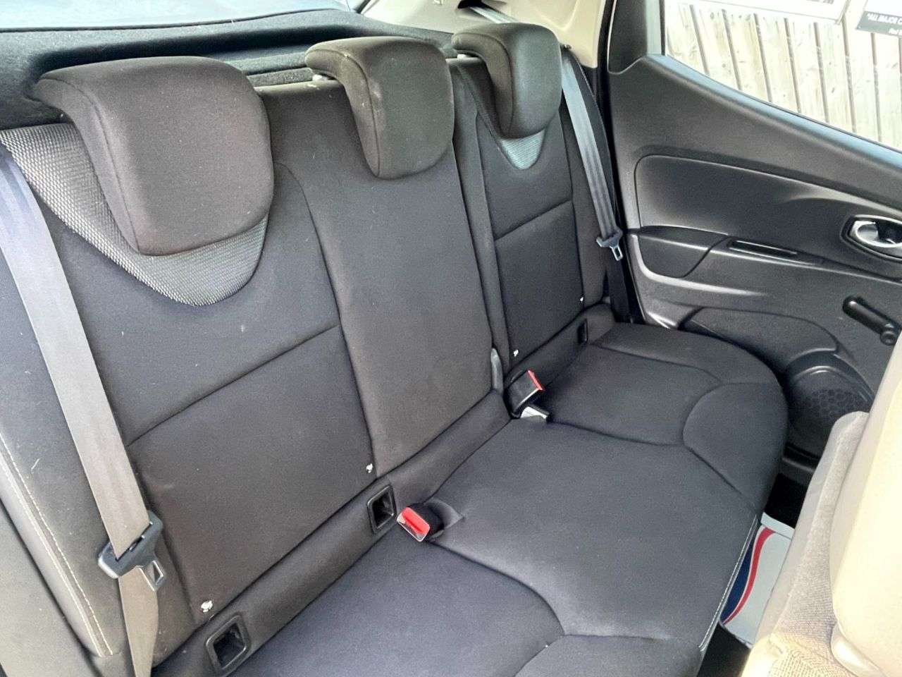 2016 RENAULT CLIO 2016 RENAULT CLIO