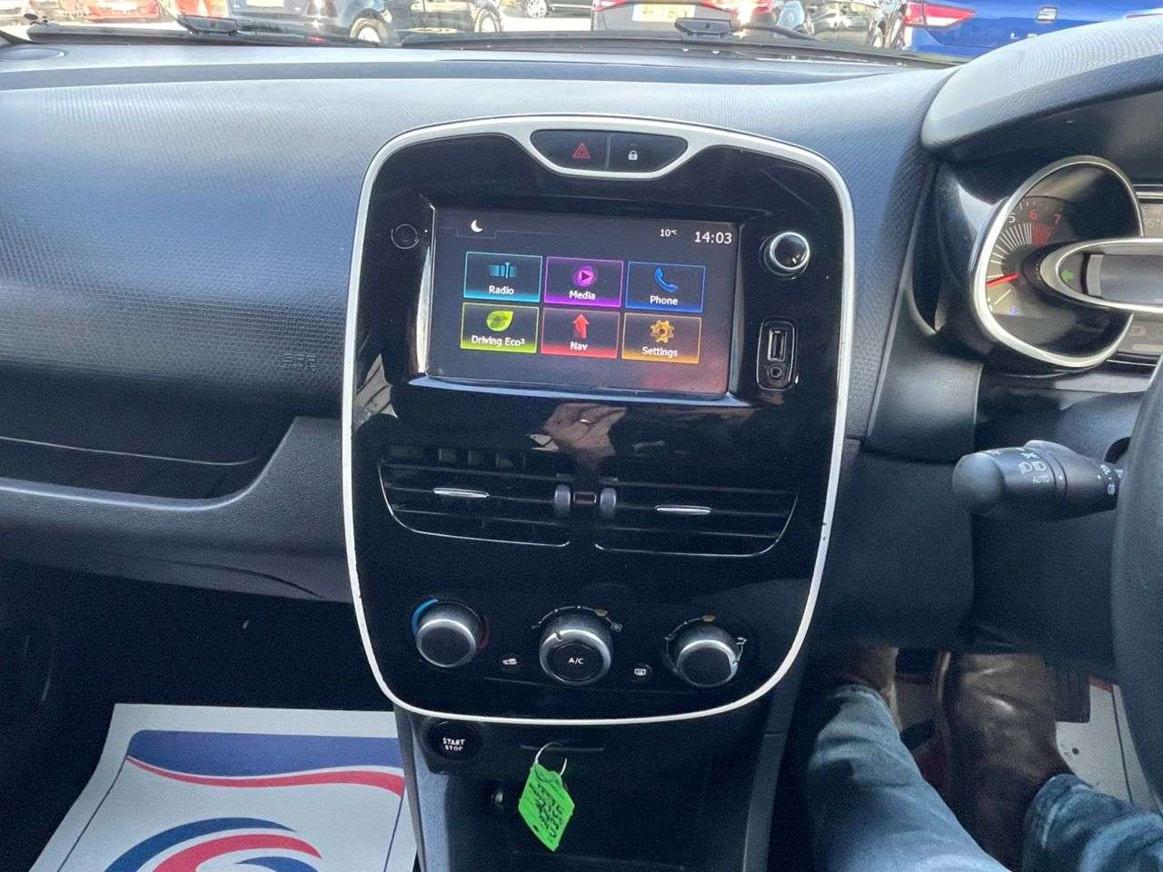 2016 RENAULT CLIO 2016 RENAULT CLIO