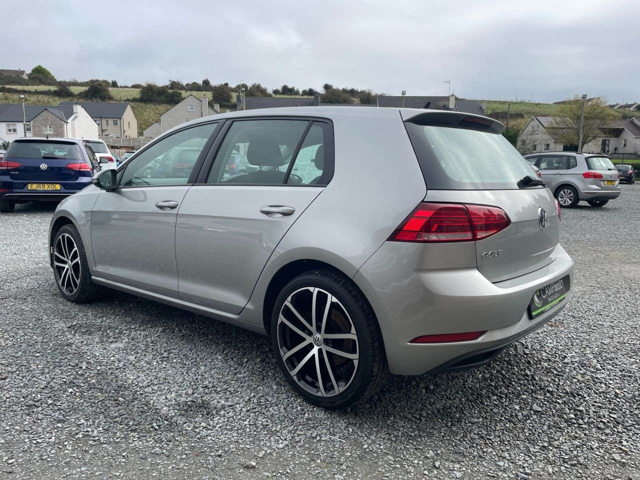 null VOLKSWAGEN GOLF null VOLKSWAGEN GOLF