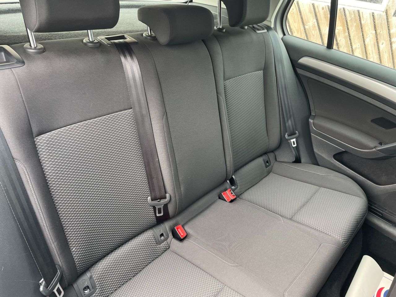 null VOLKSWAGEN GOLF null VOLKSWAGEN GOLF