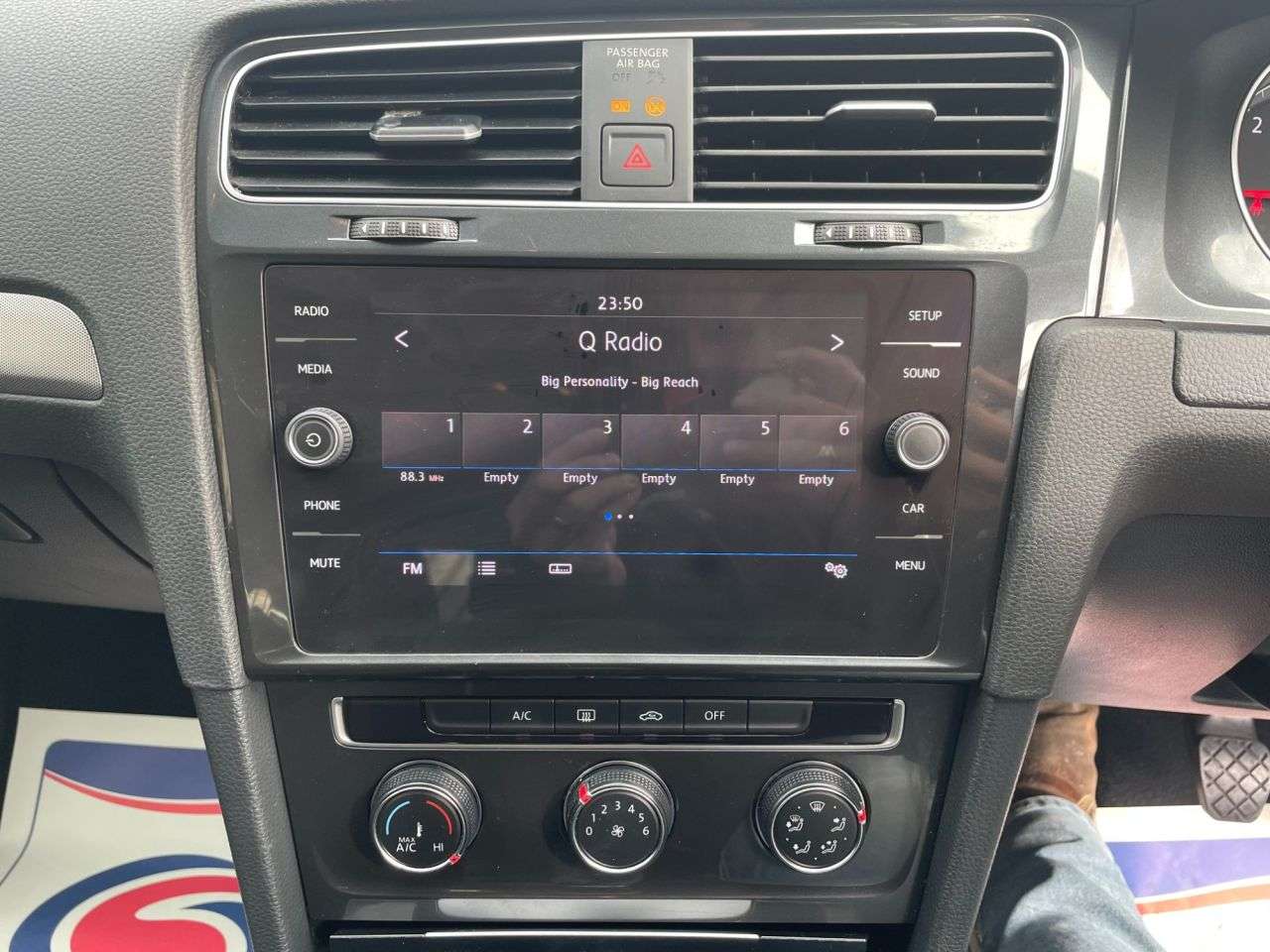 null VOLKSWAGEN GOLF null VOLKSWAGEN GOLF