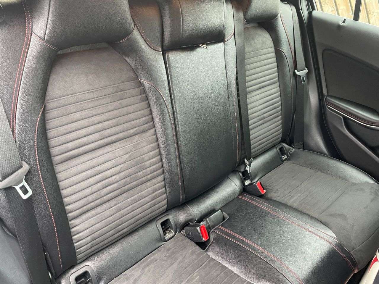 2017 MERCEDES-BENZ A-CLASS 2017 MERCEDES-BENZ A-CLASS