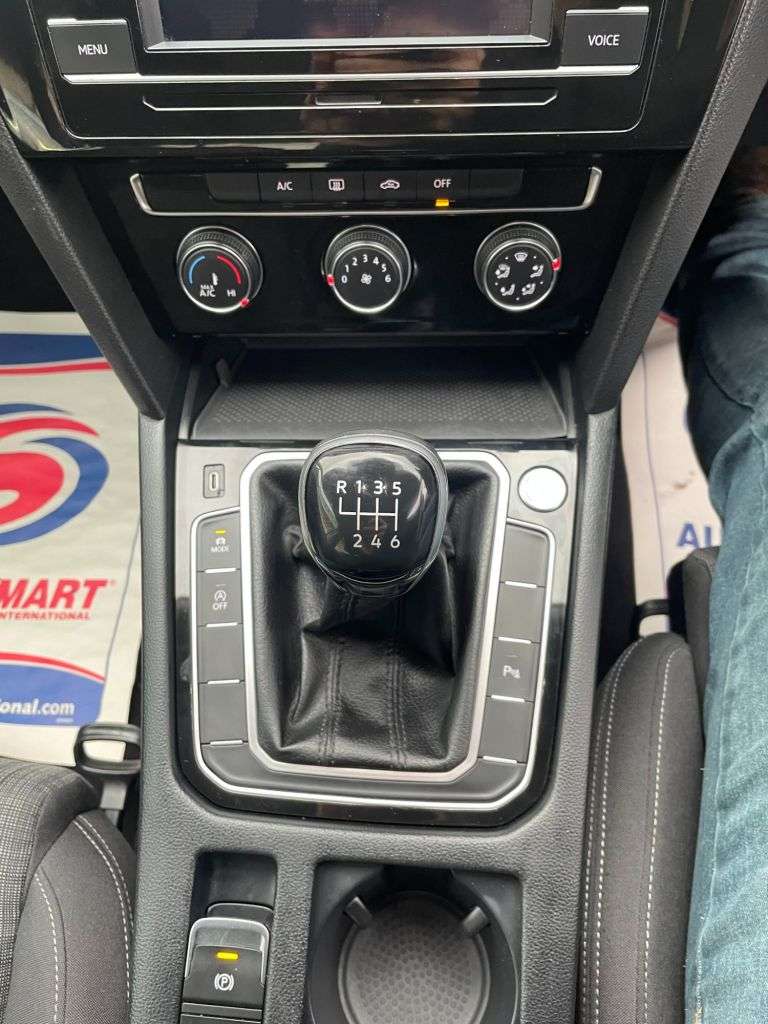 2019 VOLKSWAGEN PASSAT 2019 VOLKSWAGEN PASSAT