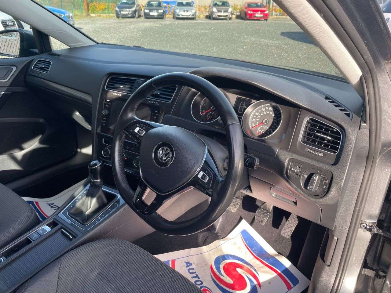 2017 VOLKSWAGEN GOLF 2017 VOLKSWAGEN GOLF