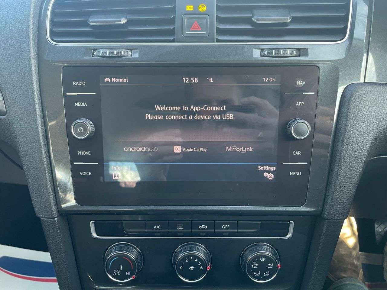 2017 VOLKSWAGEN GOLF 2017 VOLKSWAGEN GOLF