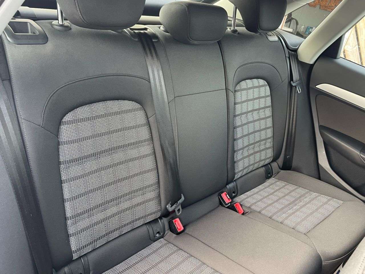 2015 AUDI Q3 2015 AUDI Q3