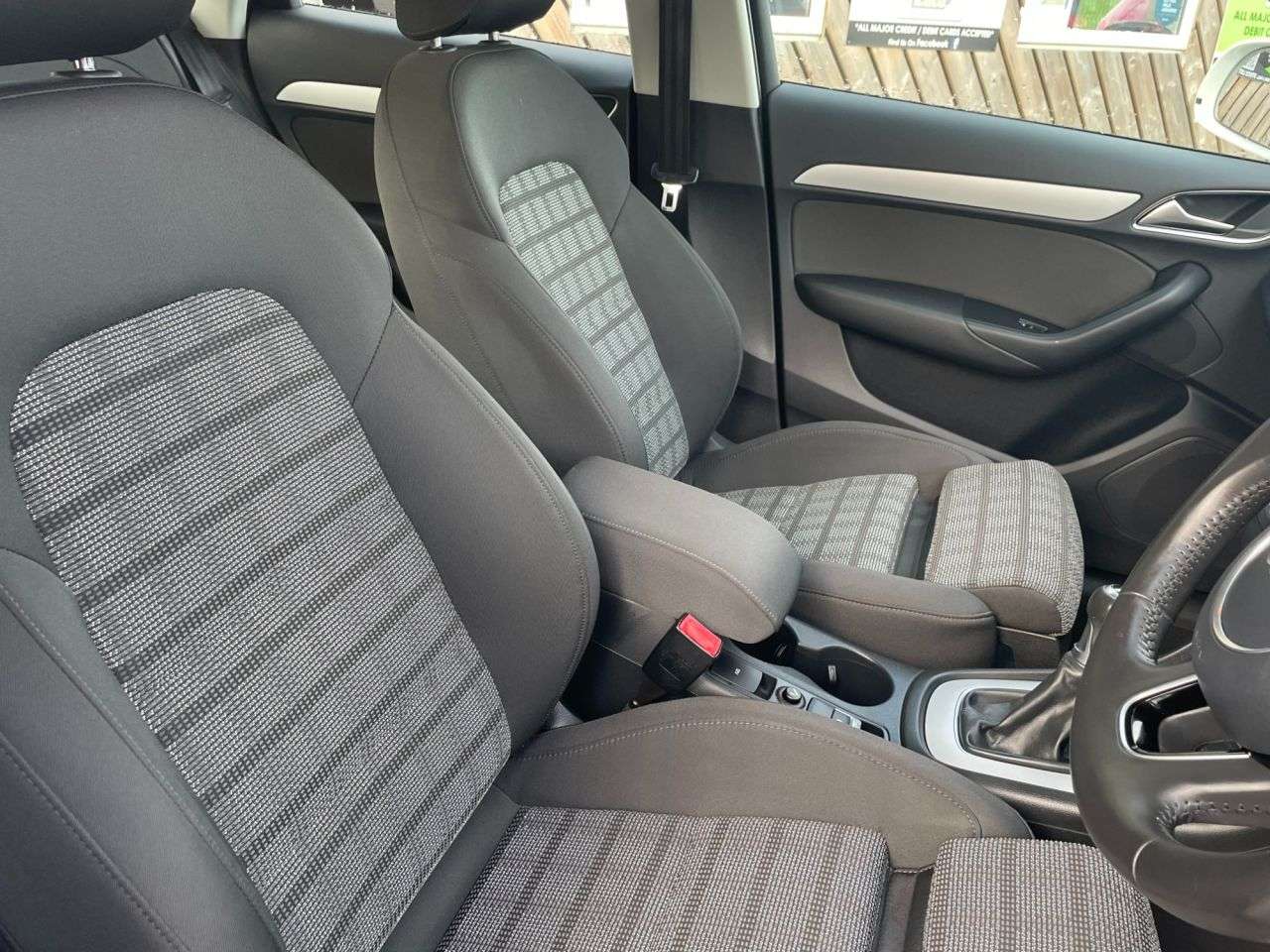 2015 AUDI Q3 2015 AUDI Q3