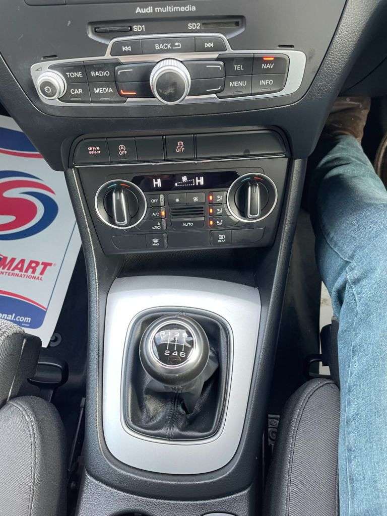 2015 AUDI Q3 2015 AUDI Q3