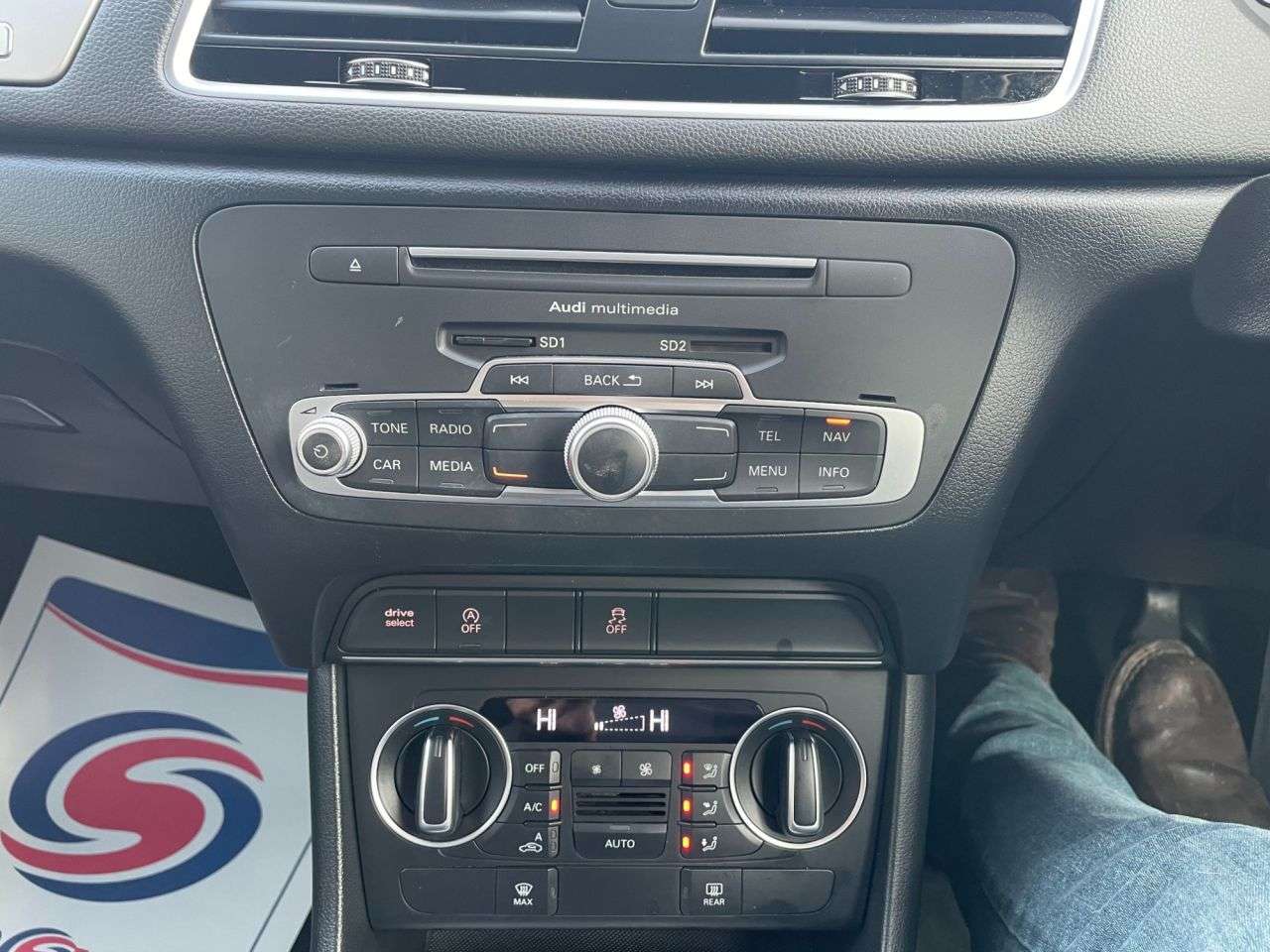 2015 AUDI Q3 2015 AUDI Q3