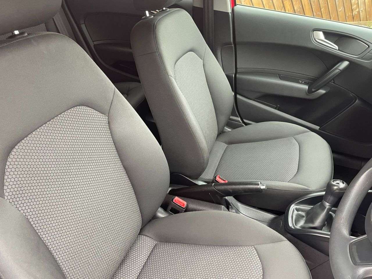 2016 AUDI A1 2016 AUDI A1