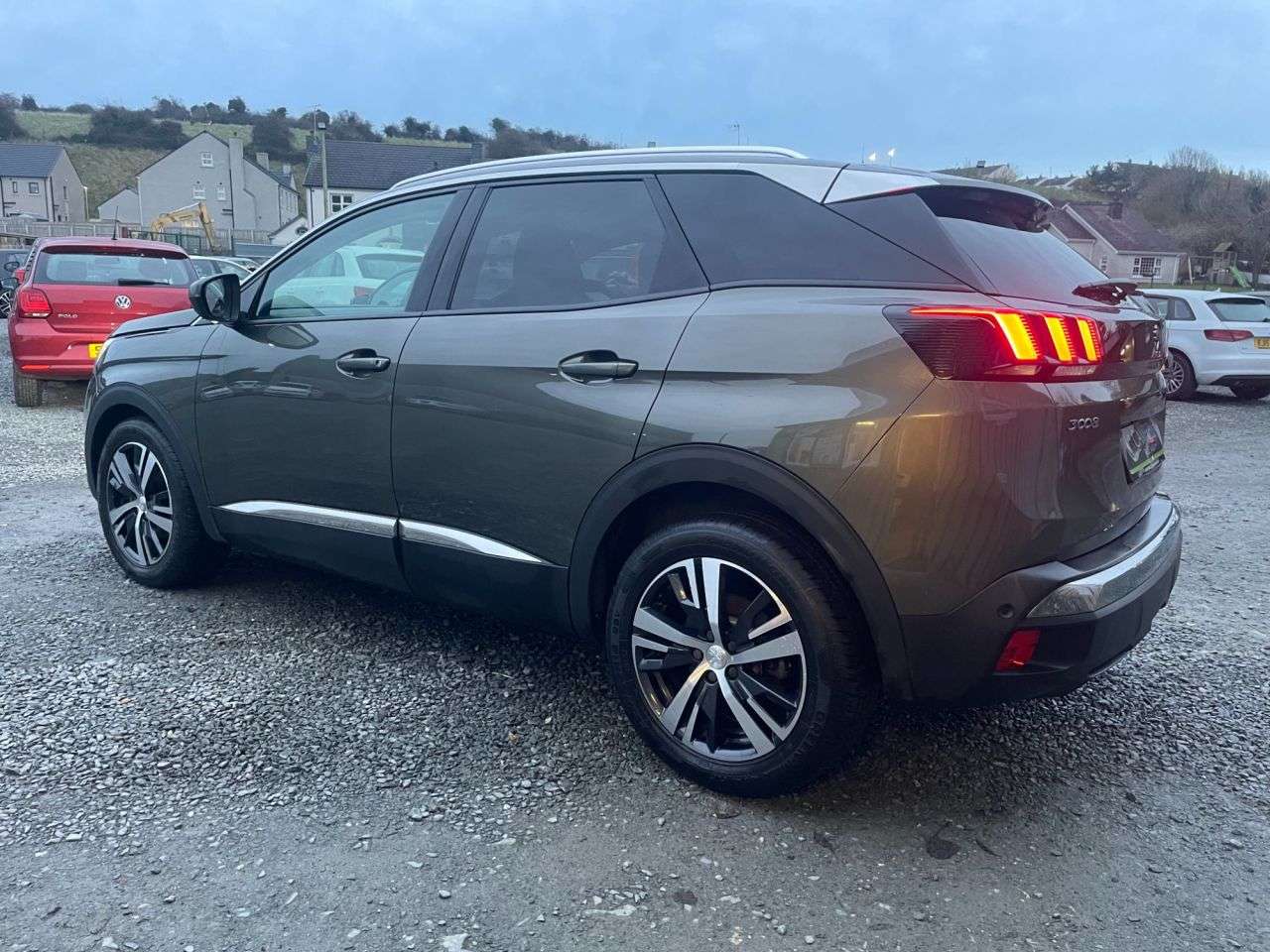 2020 PEUGEOT 3008 2020 PEUGEOT 3008