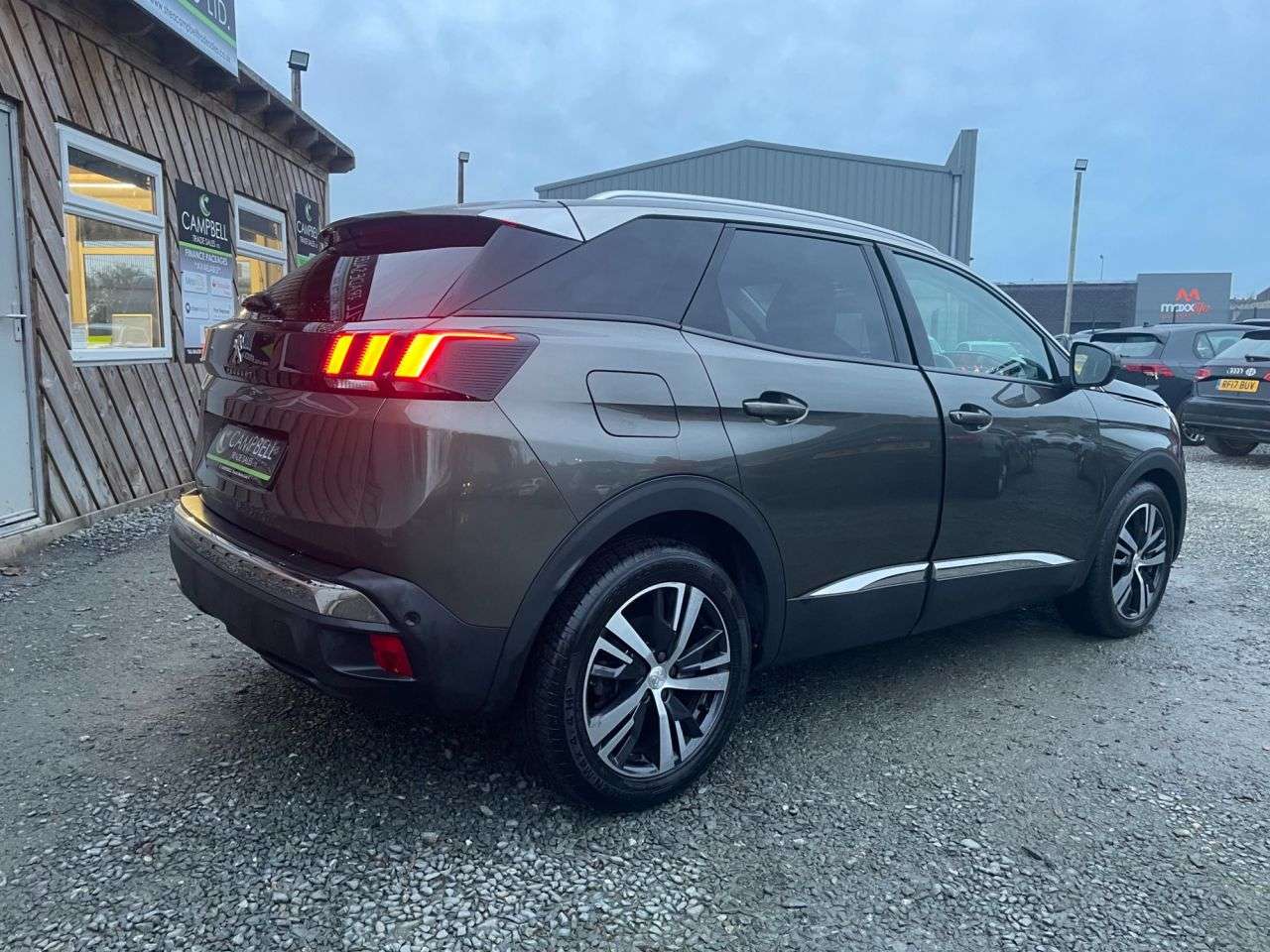 2020 PEUGEOT 3008 2020 PEUGEOT 3008