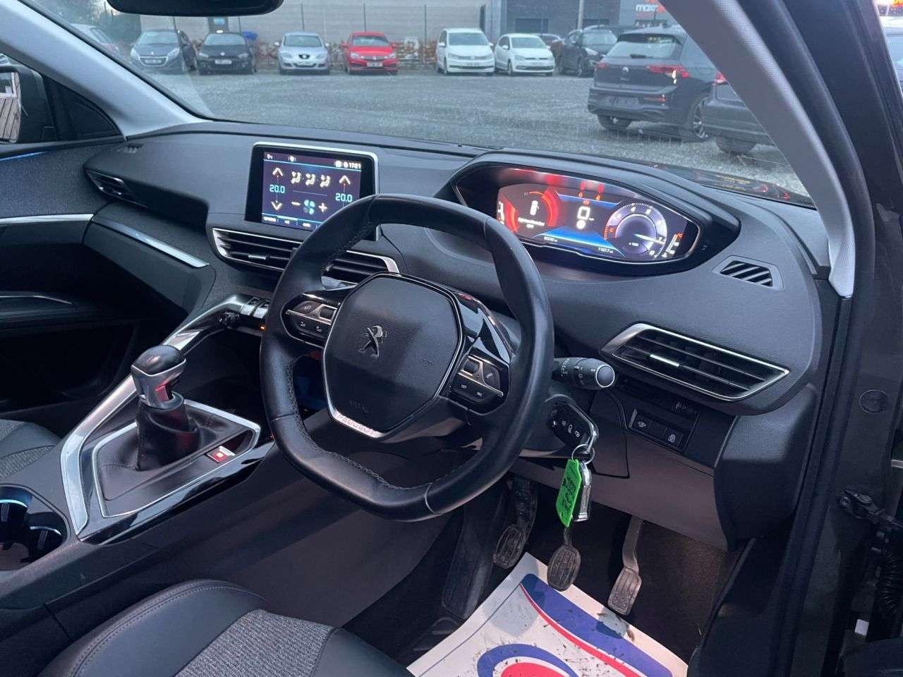 2020 PEUGEOT 3008 2020 PEUGEOT 3008