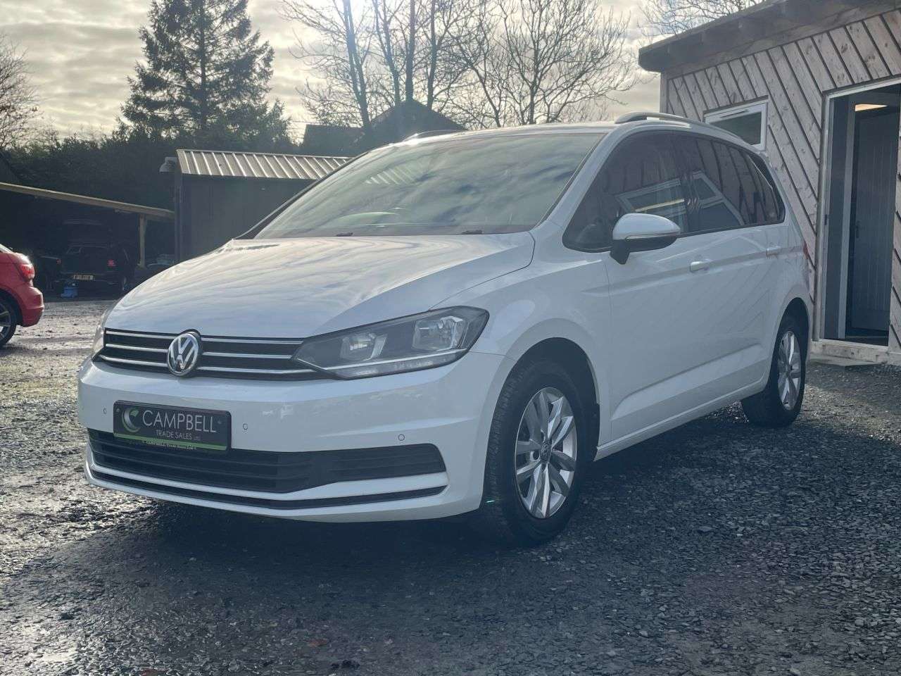 2017 VOLKSWAGEN TOURAN 2017 VOLKSWAGEN TOURAN