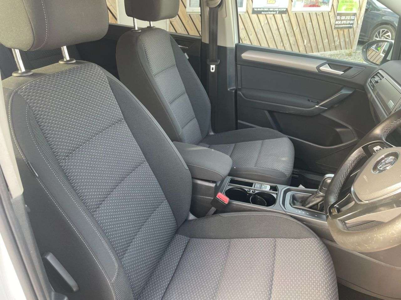 2017 VOLKSWAGEN TOURAN 2017 VOLKSWAGEN TOURAN