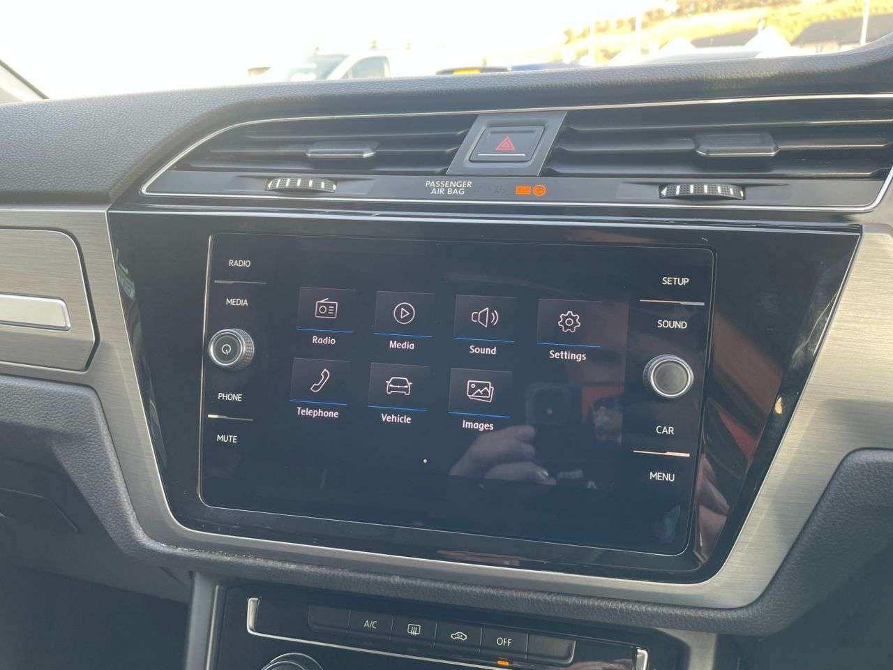 2017 VOLKSWAGEN TOURAN 2017 VOLKSWAGEN TOURAN