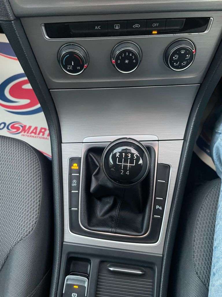 2015 VOLKSWAGEN GOLF 2015 VOLKSWAGEN GOLF