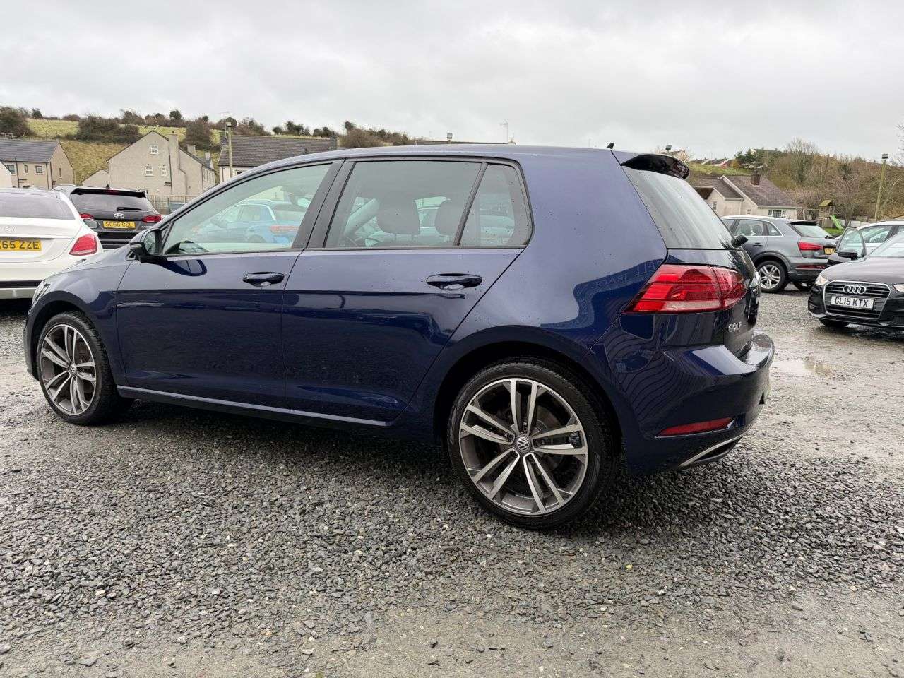 2019 VOLKSWAGEN GOLF 2019 VOLKSWAGEN GOLF