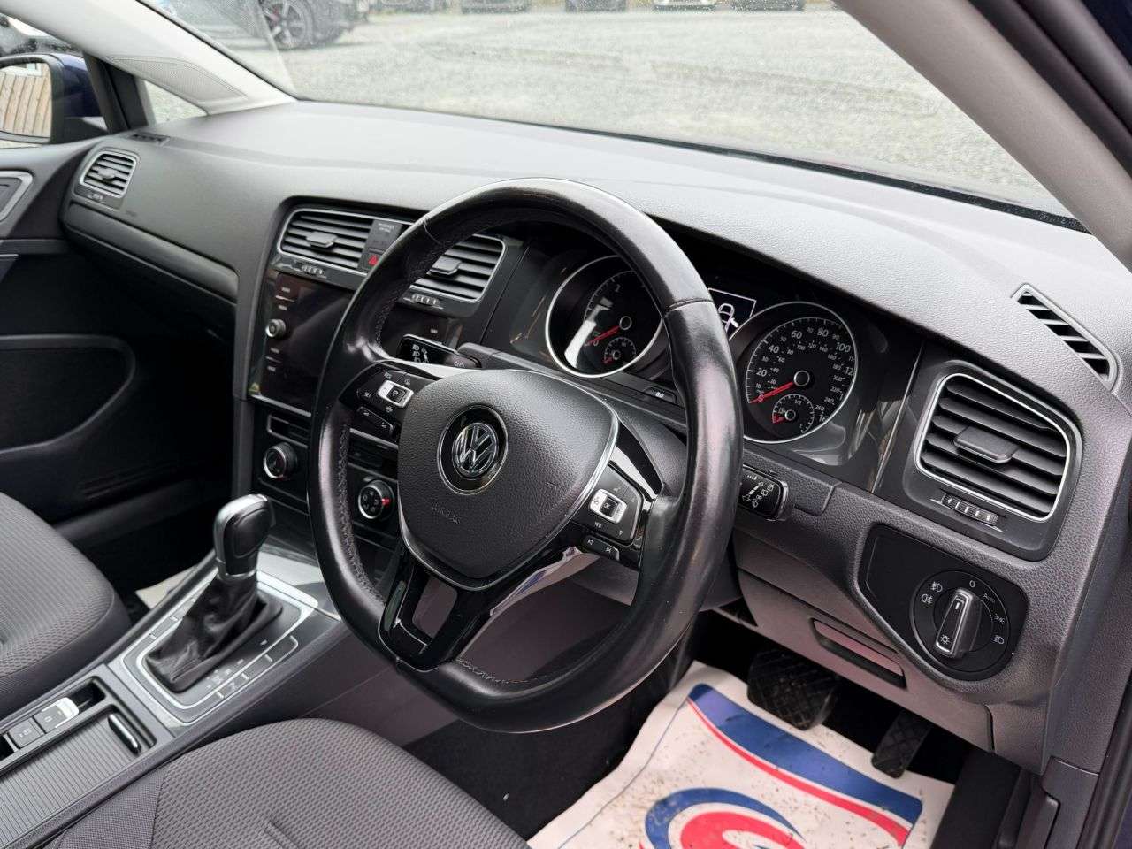 2019 VOLKSWAGEN GOLF 2019 VOLKSWAGEN GOLF