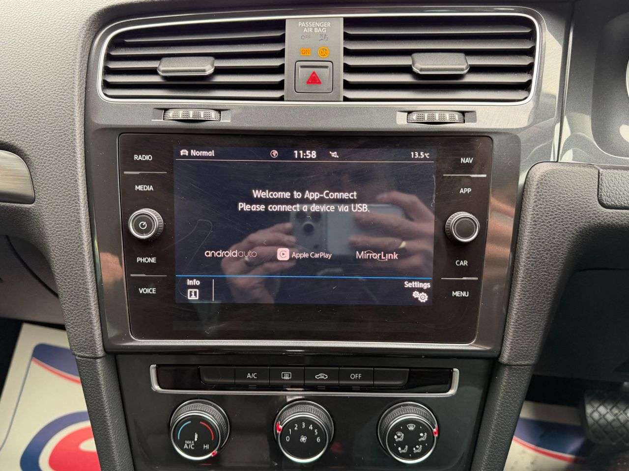 2019 VOLKSWAGEN GOLF 2019 VOLKSWAGEN GOLF